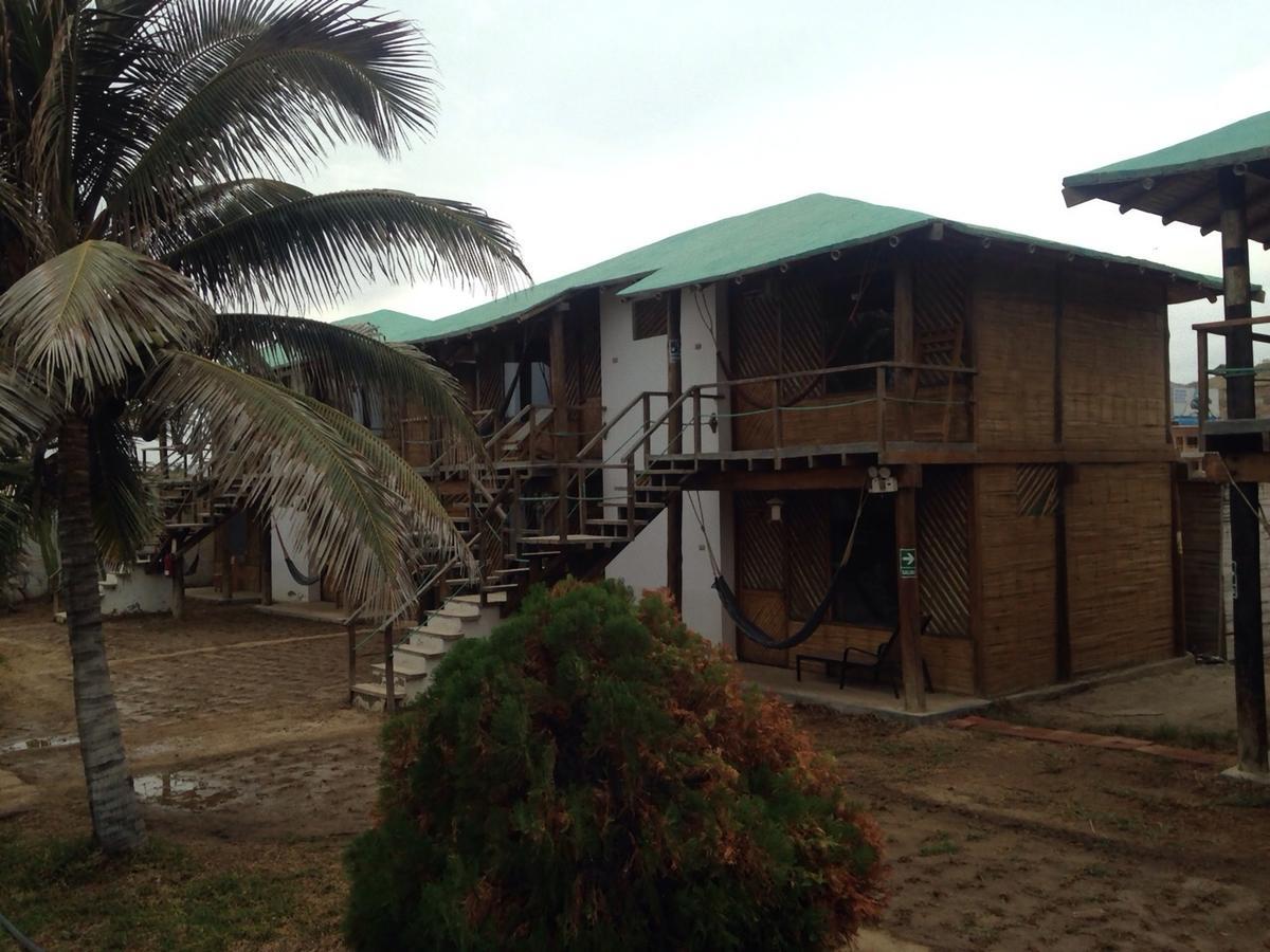 Hospedaje Estrella Fugaz Mancora Exterior photo